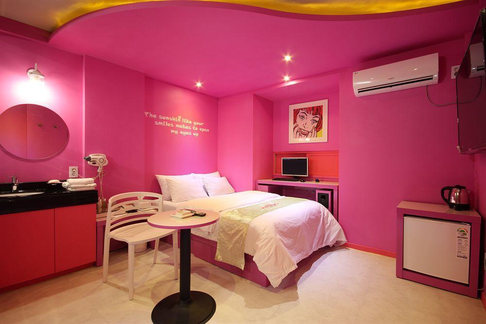 Fiona Hotel Seoul Exterior photo